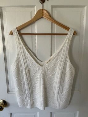 White cable design fine knit summer tank
